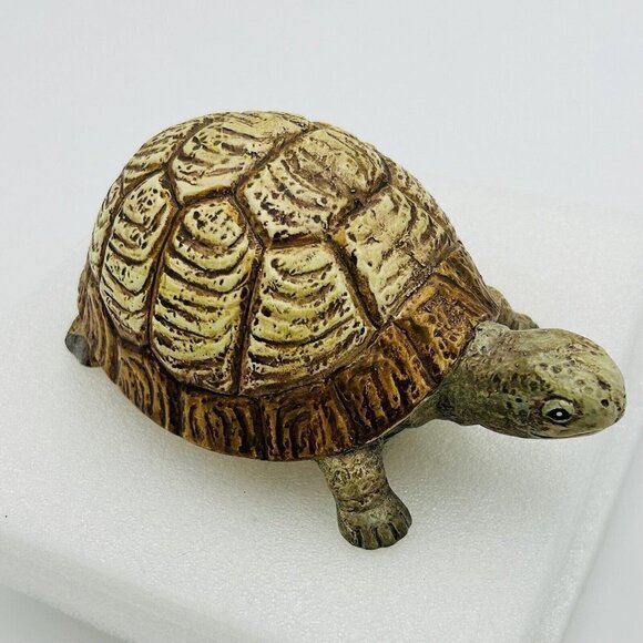 Grasslands Road Turtle Hide-A-Key Garden Outdoor Decoration Heavy Pottery - Picture 1 of 8